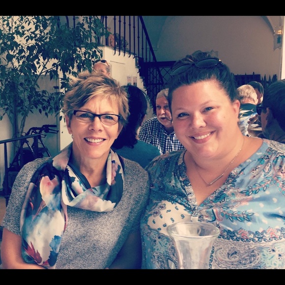 Meet your Posher, Jessi - Picture 3 of 8